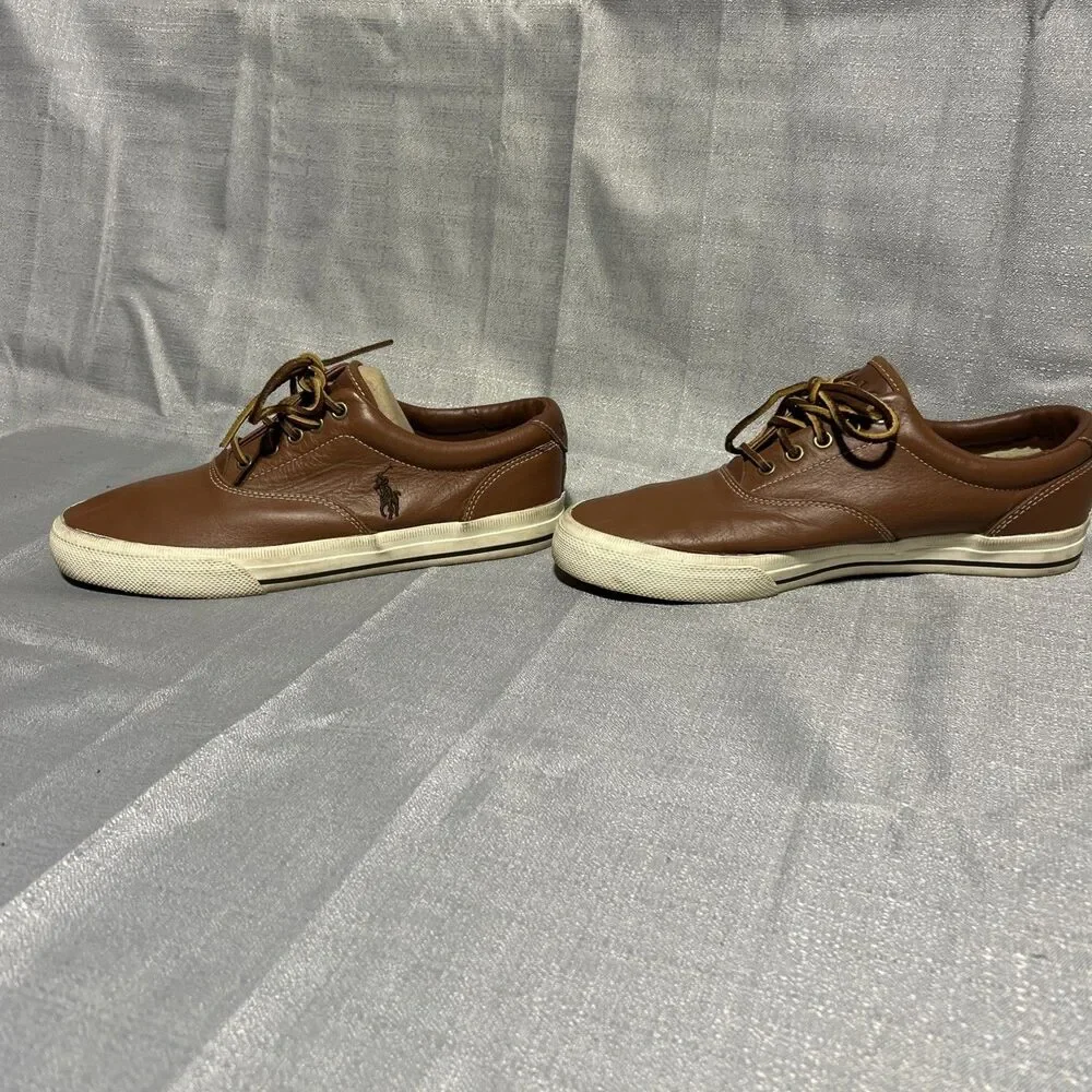 Ralph Lauren see photo